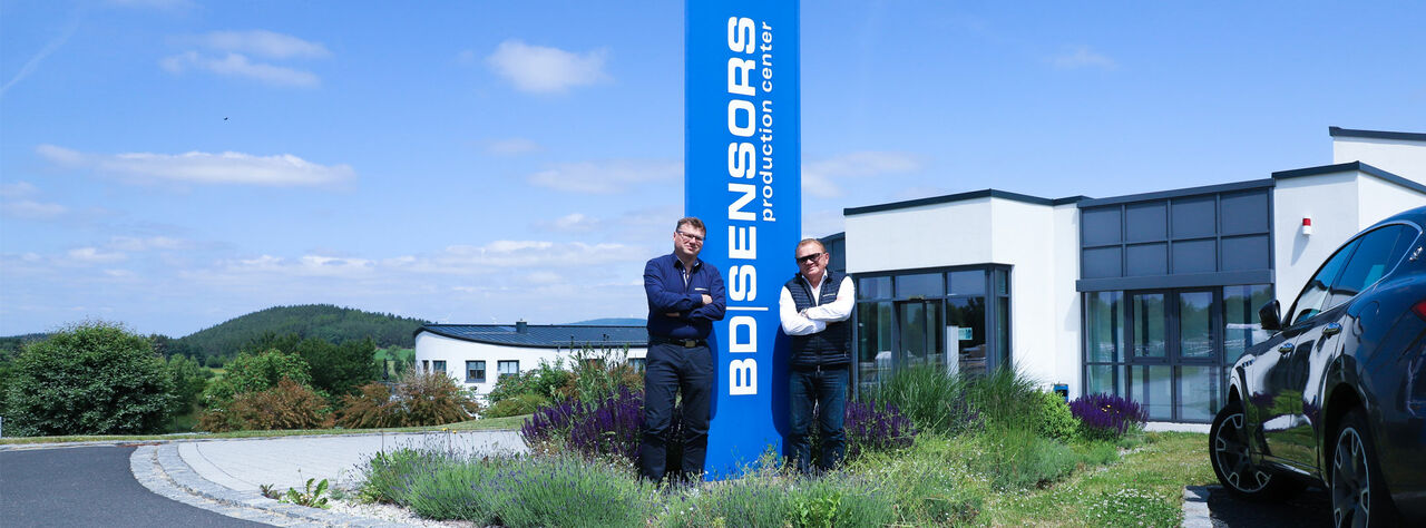 BDS - Leitbild Druckmessgeraete Familie Denndörfer